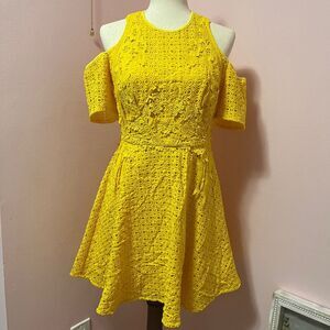 Boohoo Cold Shoulder High Neck Yellow Lace Dress Size 8